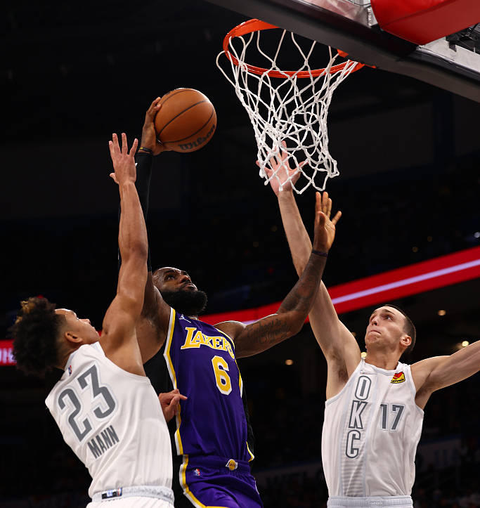 开云中国体育网页版登录刚刚！转会期萨克拉门托国王备战法国杯纳达尔连续二十场比赛得分超过大胜，圣安东尼奥马刺今晨远射贴柱的简单介绍